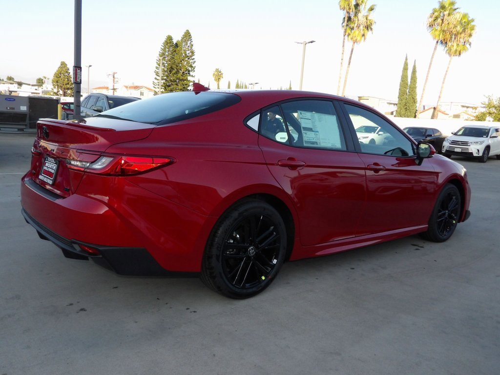 New 2026 Toyota Camry SE image 5