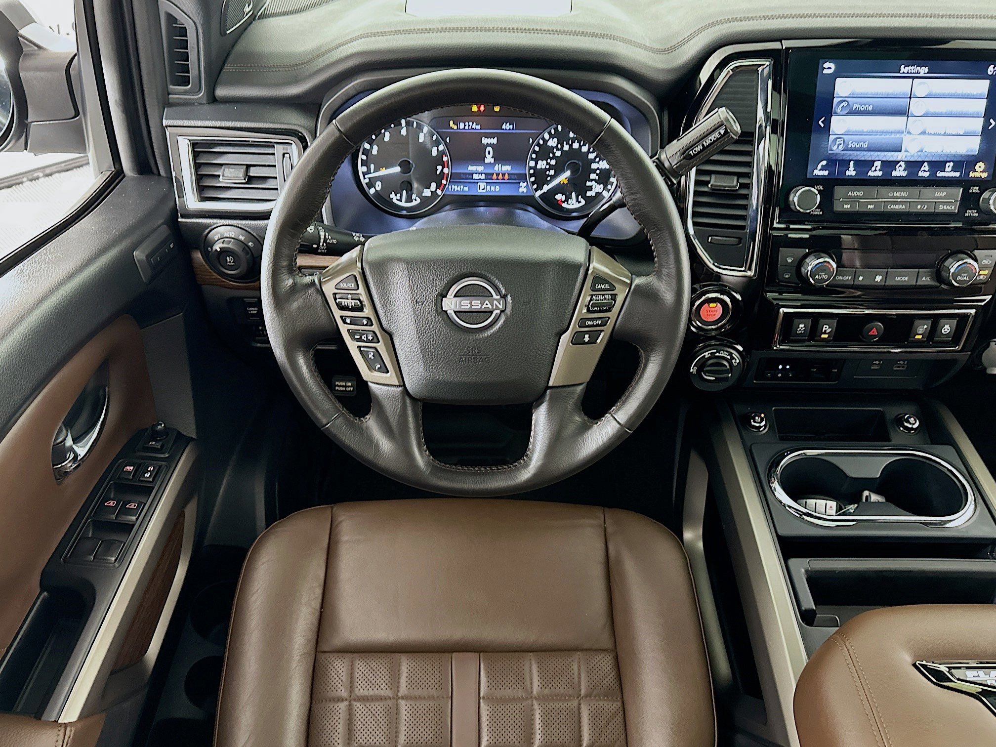 Used 2023 Nissan Titan Platinum Reserve w/ Moonroof Package image 22