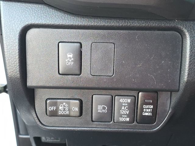 Used 2023 Toyota Tacoma TRD Off-Road w/ Technology Package image 15