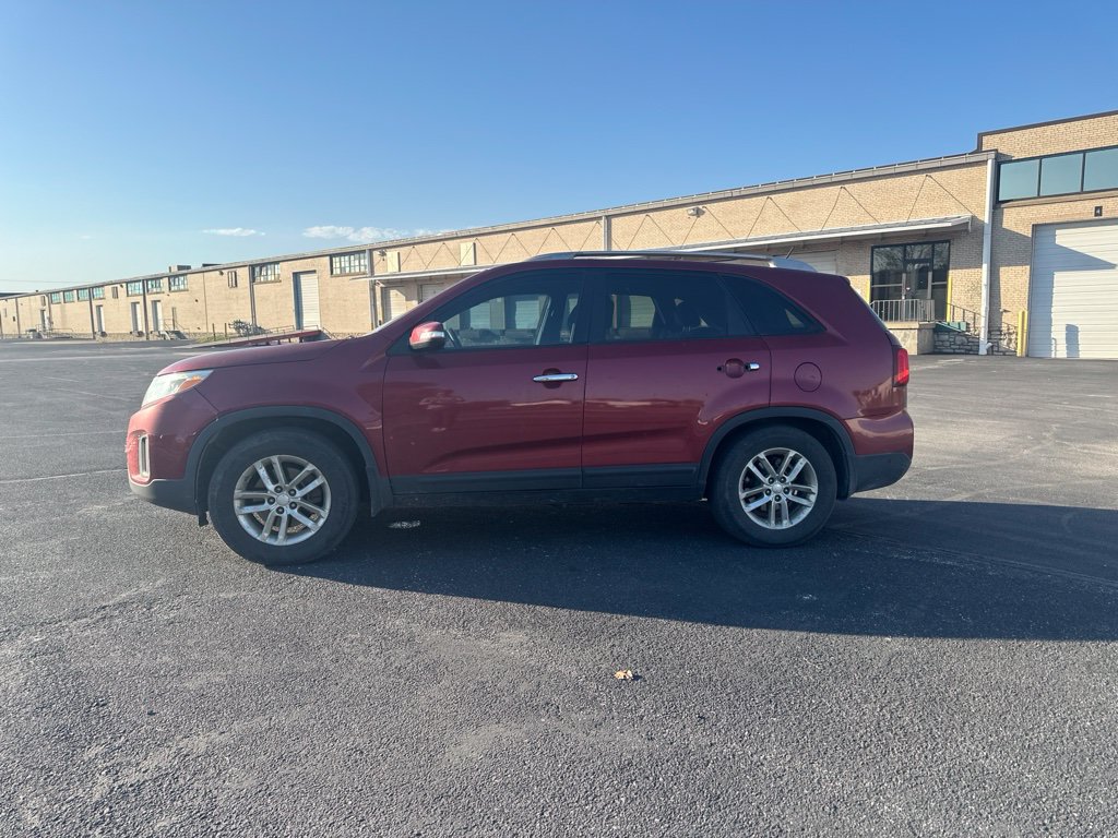 Used 2015 Kia Sorento LX FWD image 3