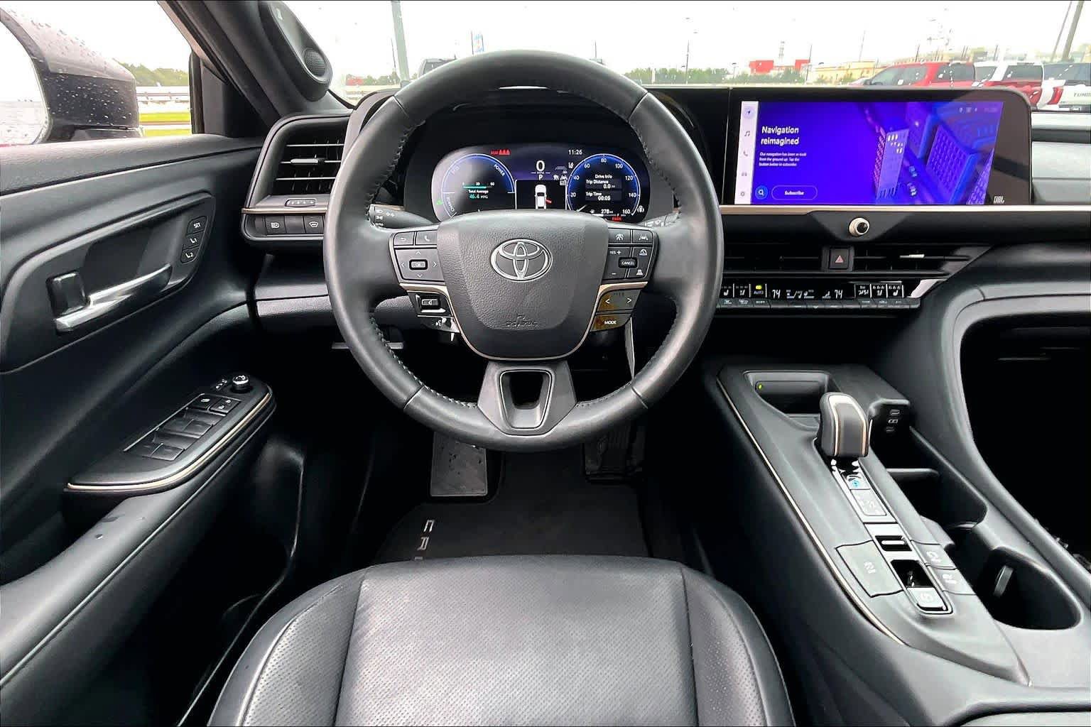 Used 2023 Toyota Crown AWD/4WD image 6