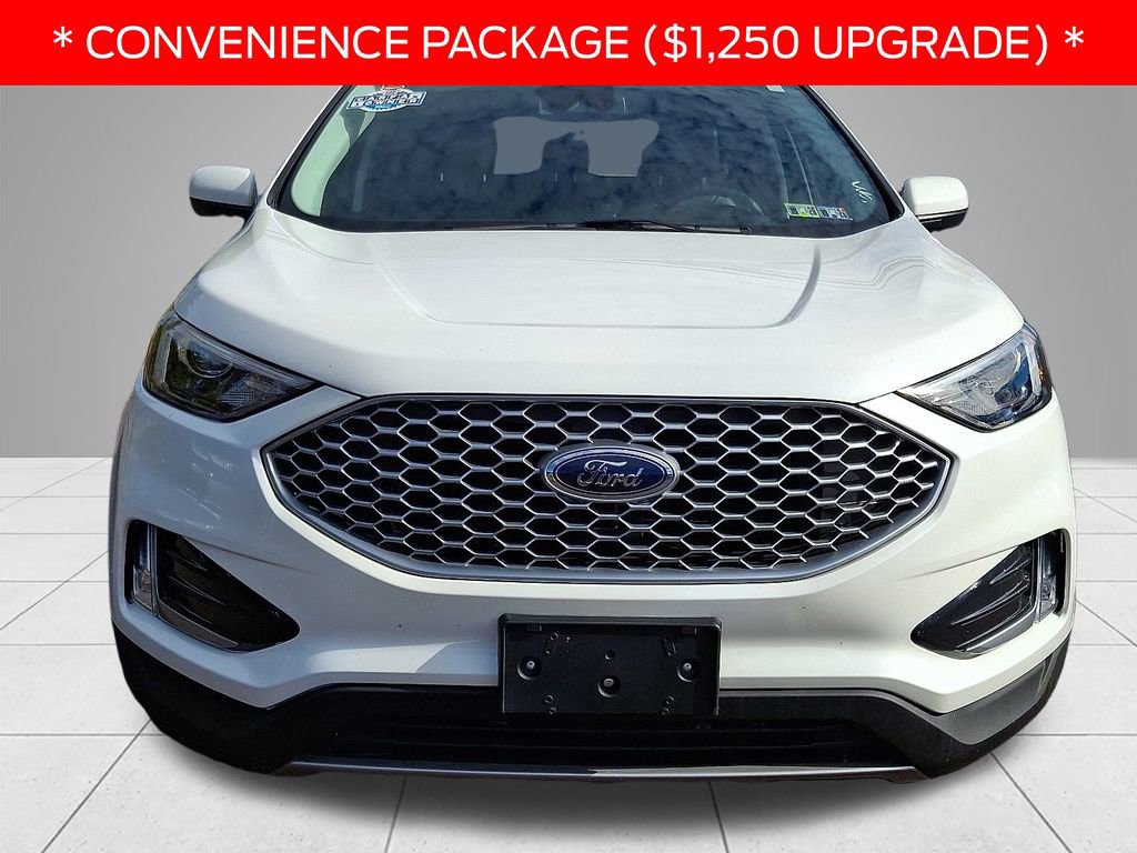 Used 2023 Ford Edge SEL w/ Convenience Package image 2