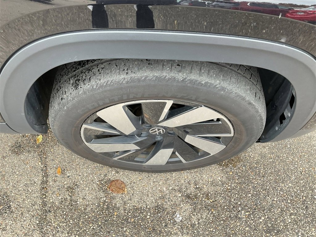 Used 2024 Volkswagen Atlas Cross Sport SE image 18