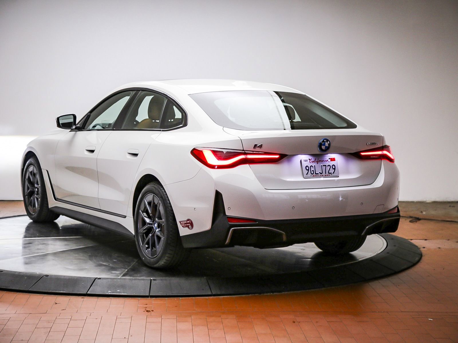 Certified 2023 BMW i4 eDrive35 w/ Premium Package RWD image 2