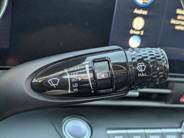 Used 2023 Hyundai Elantra SEL w/ Convenience Package image 7