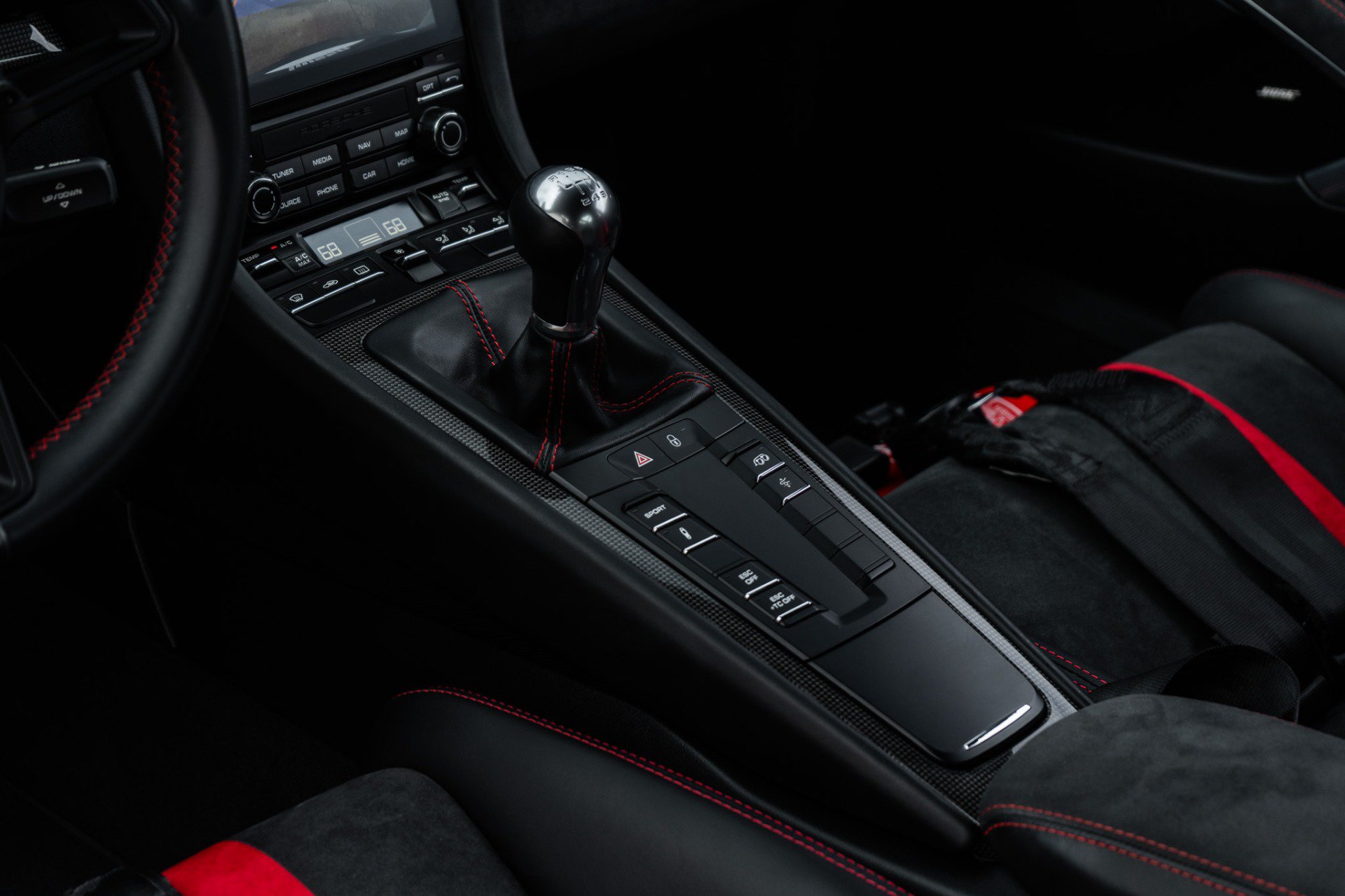 Used 2018 Porsche 911 GT3 RWD image 24