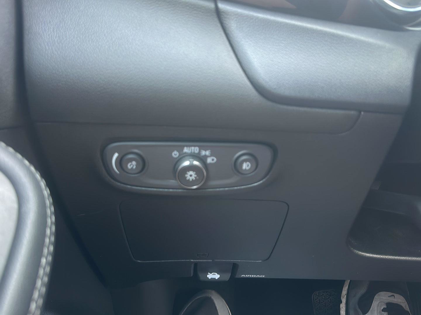 Used 2021 Buick Encore GX Preferred FWD image 26