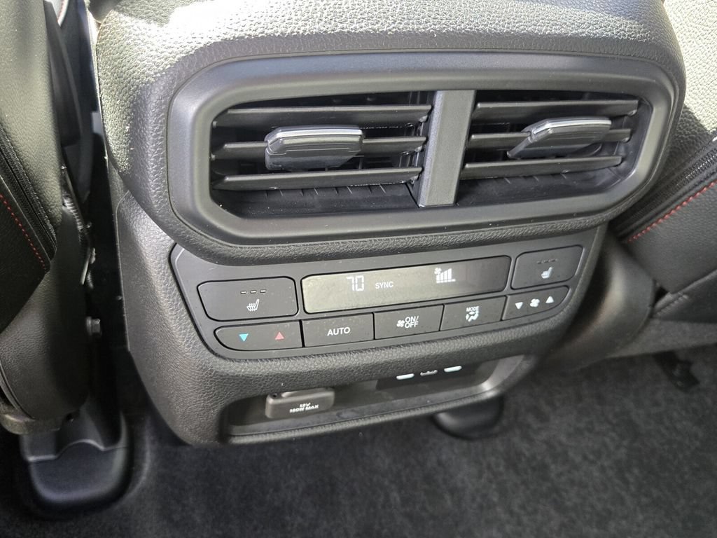 Certified 2025 Honda Ridgeline Black Edition image 13