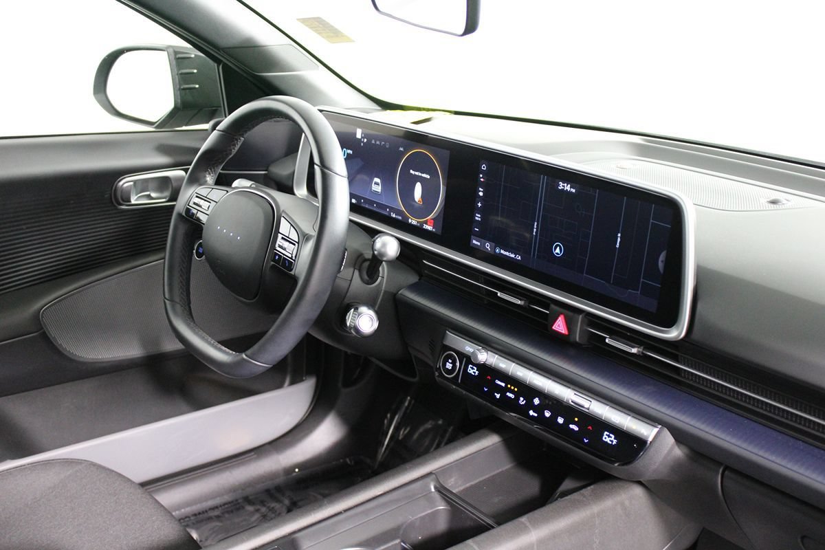 Used 2024 Hyundai Ioniq 6 Limited RWD image 10