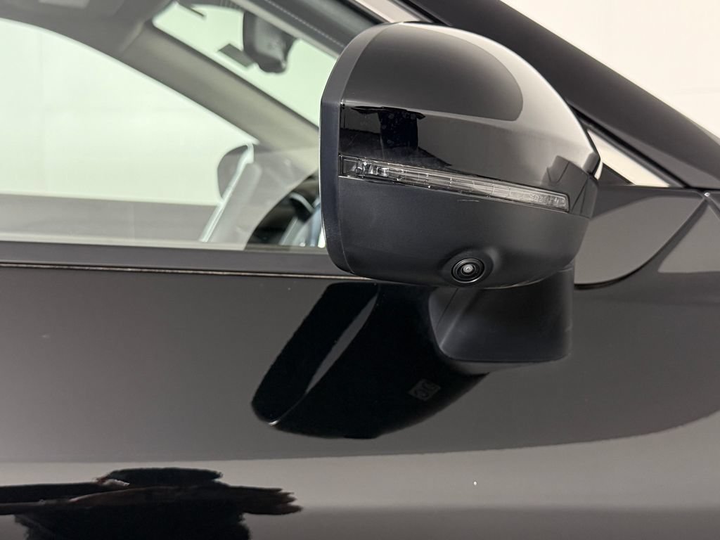 Used 2023 Nissan Rogue SL AWD/4WD image 13