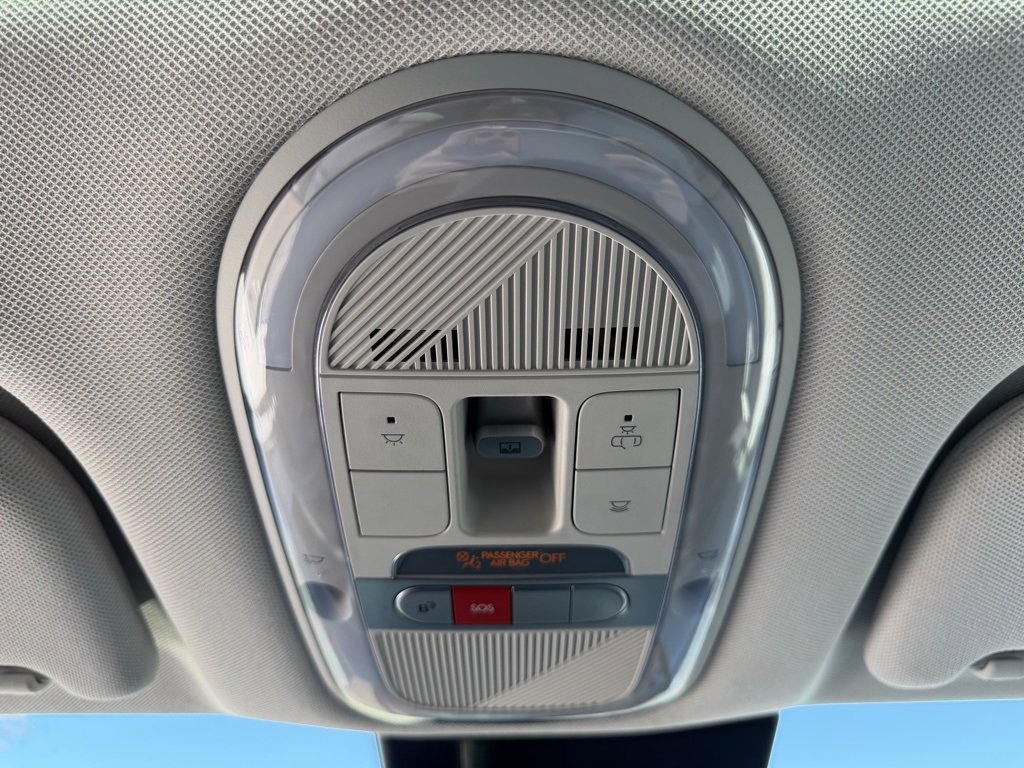 Used 2024 Hyundai Ioniq 5 Limited image 30