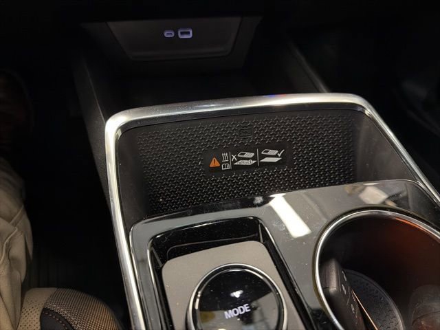 New 2026 Chevrolet Equinox ACTIV w/ Convenience Package III image 40