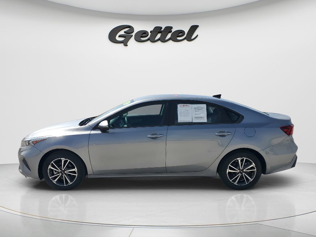 Used 2022 Kia Forte LXS image 7