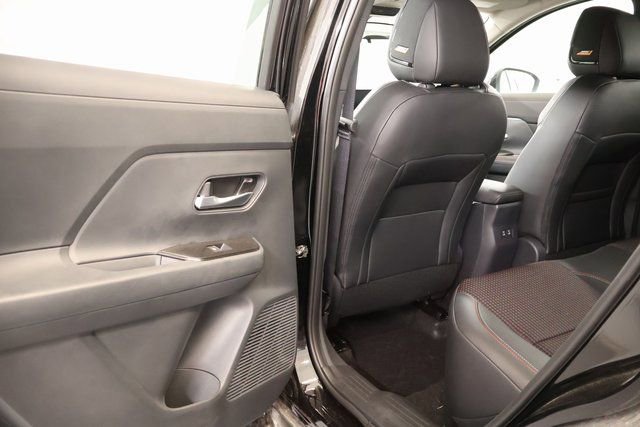 New 2026 Nissan Kicks SR w/ SR Premium Package FWD image 24