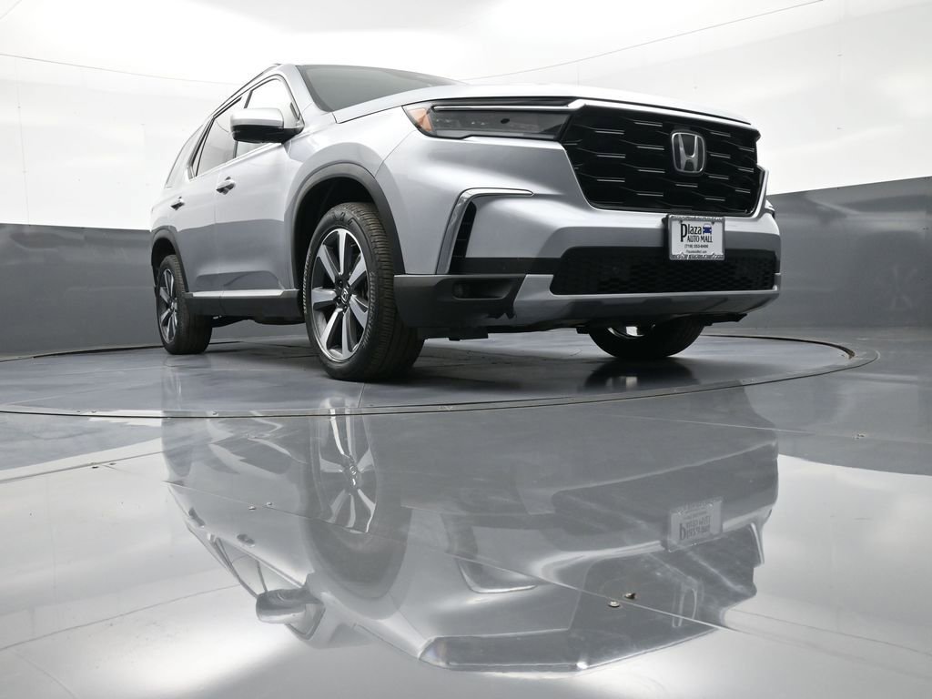 Certified 2023 Honda Pilot Touring image 30