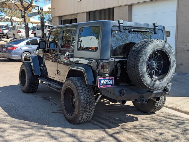 Used 2016 Jeep Wrangler Unlimited Sahara w/ Connectivity Group AWD/4WD image 7