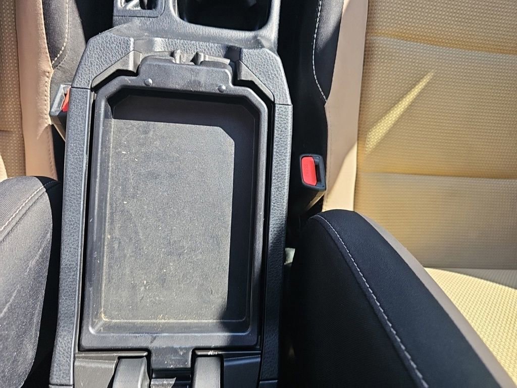 Used 2018 Toyota RAV4 XLE FWD image 26