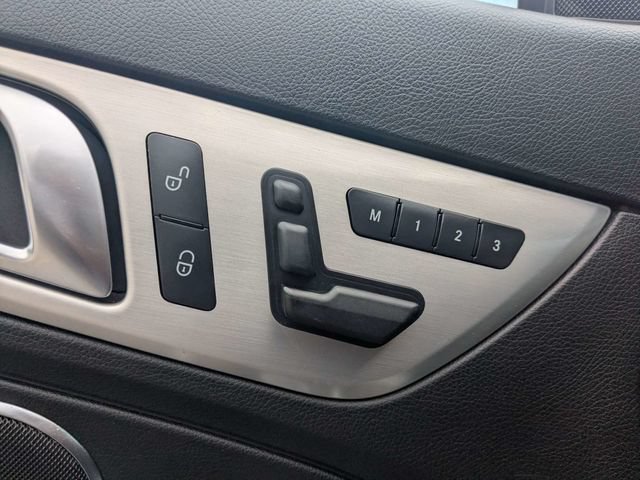 Used 2012 Mercedes-Benz SLK 350 image 17