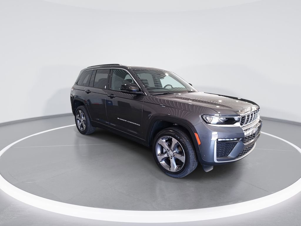 New 2026 Jeep Grand Cherokee Limited AWD/4WD image 2