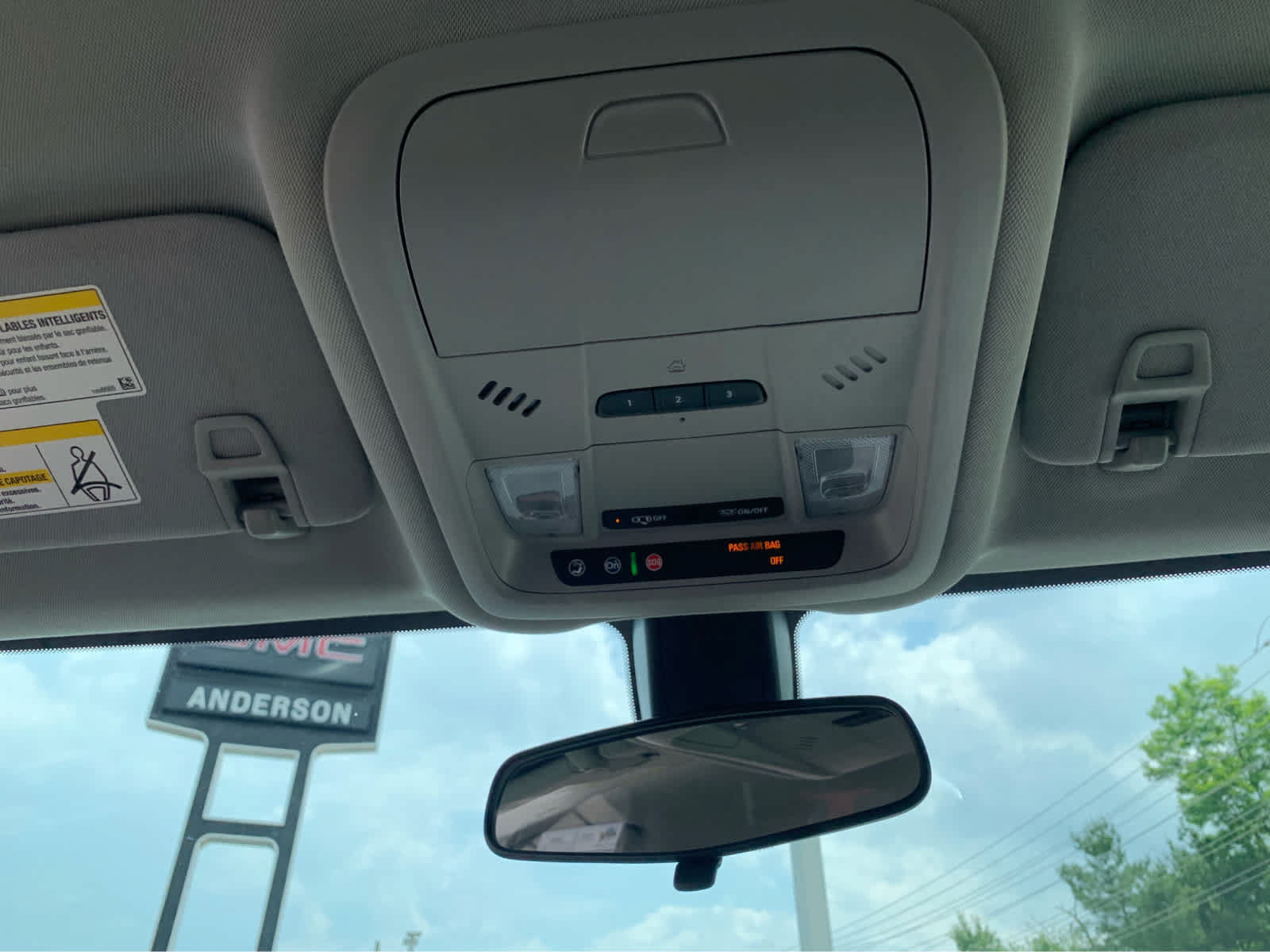 Used 2019 Chevrolet Equinox LT FWD image 23