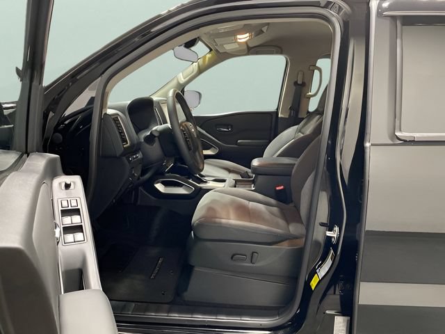 Used 2024 Nissan Frontier SV w/ Hardbody Edition AWD/4WD image 10