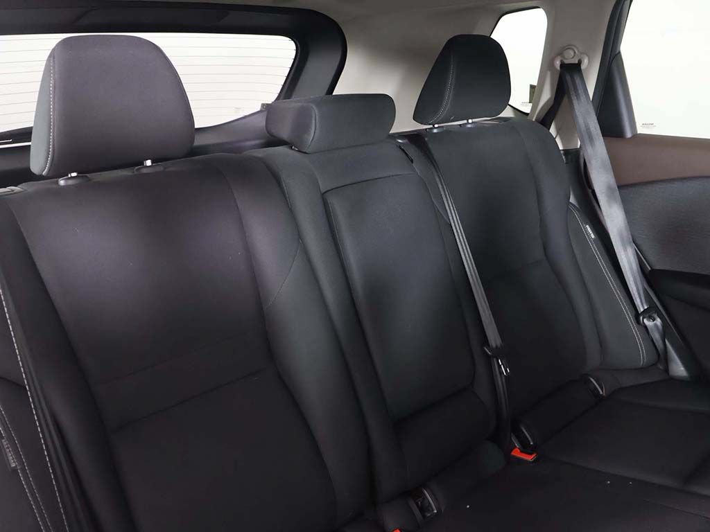 Used 2023 Nissan Rogue S AWD/4WD image 38