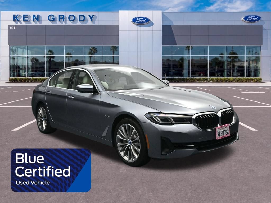 Used 2022 BMW 530e w/ Convenience Package RWD image 1