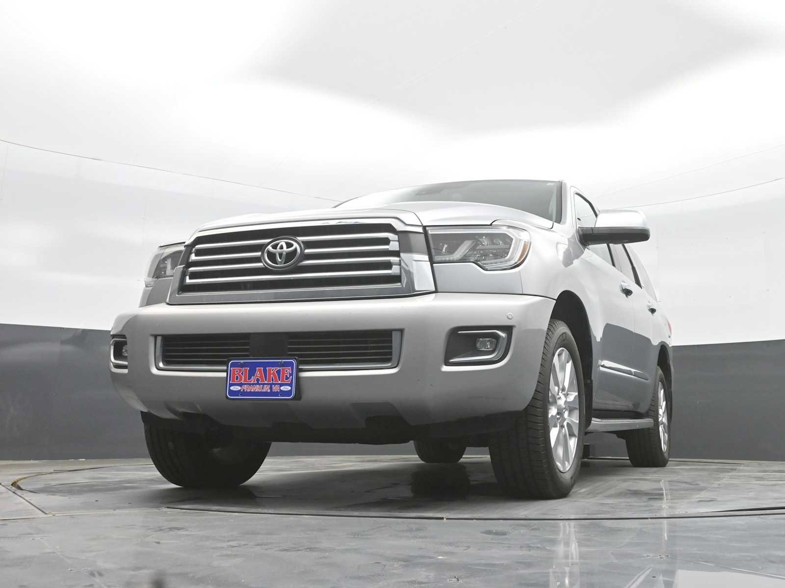 Used 2019 Toyota Sequoia Platinum RWD image 21