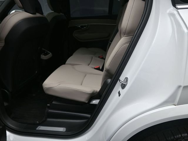 Used 2026 Volvo XC90 B6 Plus w/ Protection Package Premier AWD/4WD image 21