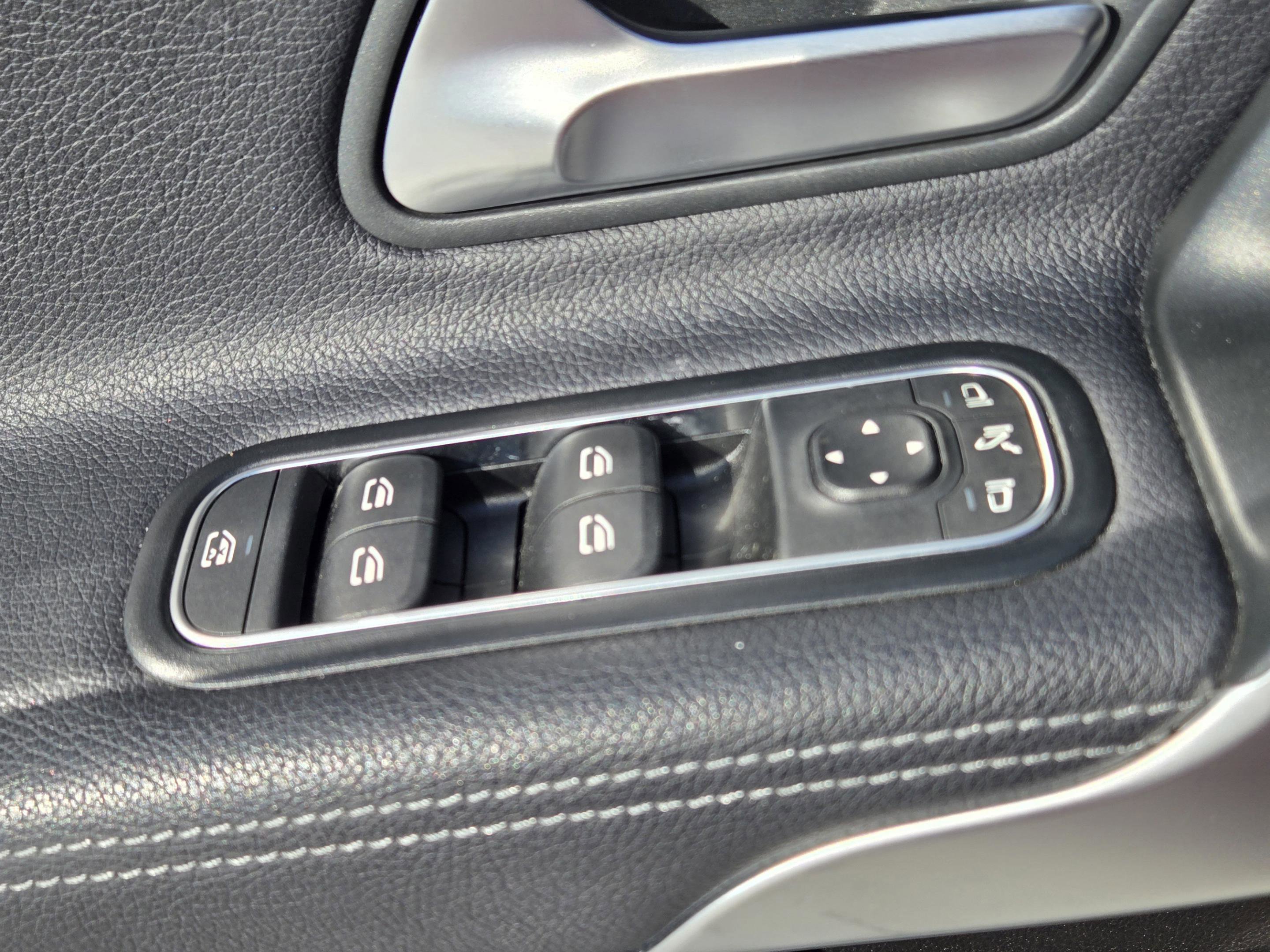 Certified 2020 Mercedes-Benz A 220 image 30