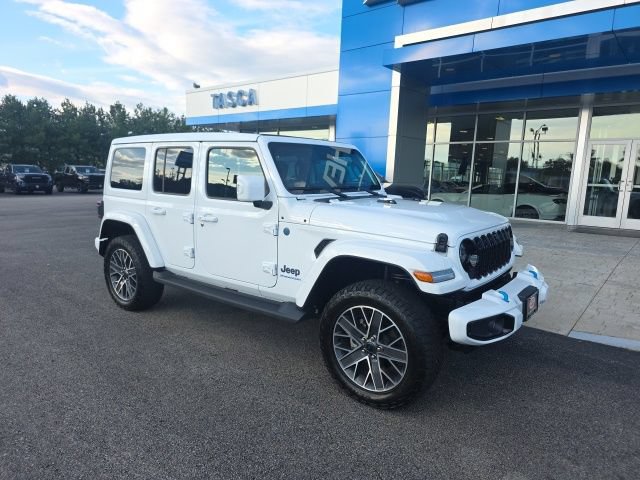 Used 2024 Jeep Wrangler High Altitude AWD/4WD image 1