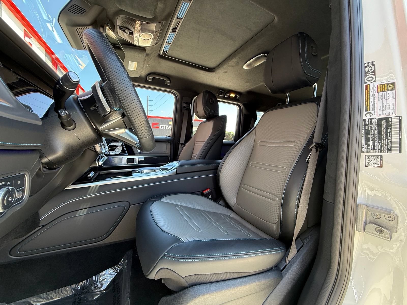 Used 2025 Mercedes-Benz G 580 w/ EQ Technology image 23
