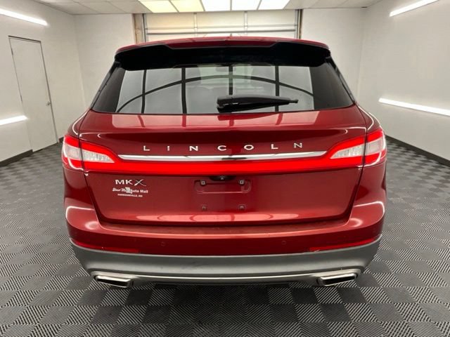 Used 2017 Lincoln MKX Select w/ Select Plus Package FWD image 18