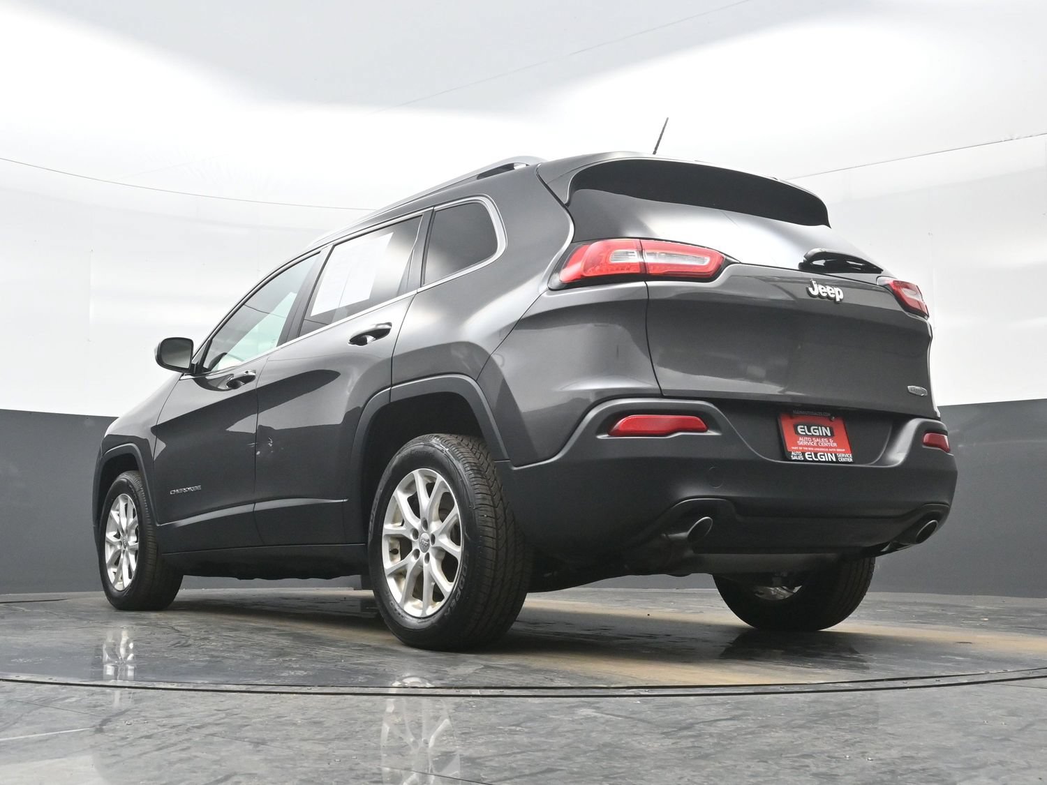 Used 2014 Jeep Cherokee Latitude FWD image 28