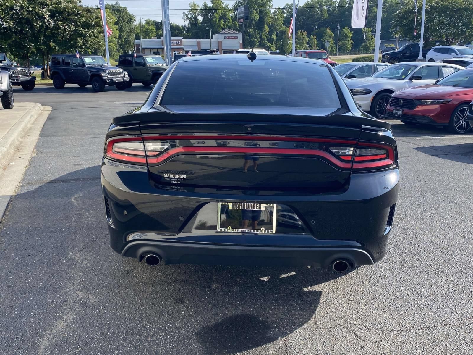 Used 2021 Dodge Charger GT w/ Blacktop Package RWD image 6
