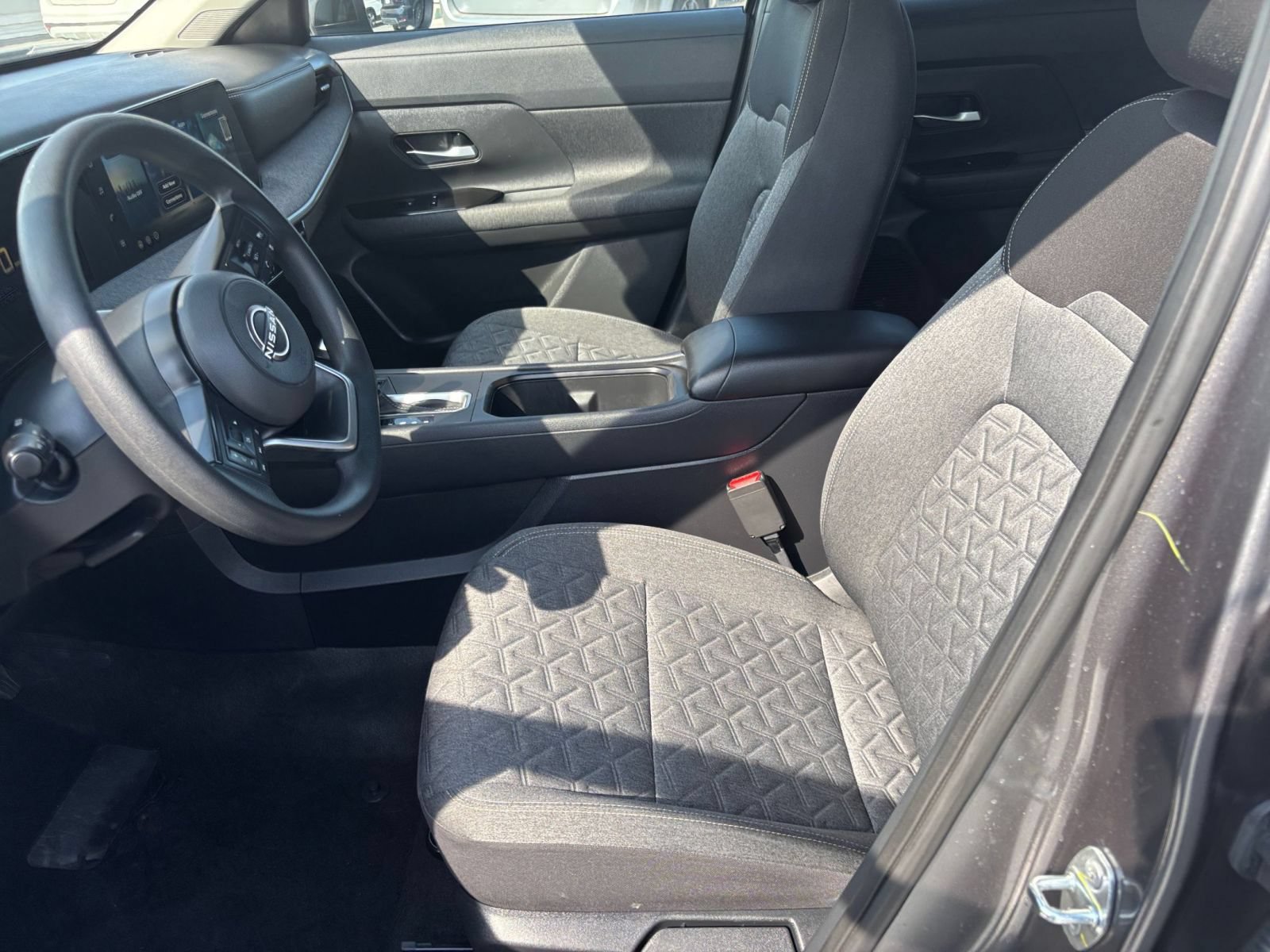 Used 2026 Nissan Kicks SV w/ Cold Weather Package FWD image 25