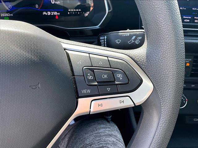 Used 2023 Volkswagen Jetta S image 19