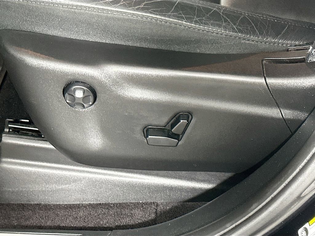 Used 2019 Dodge Durango GT image 23