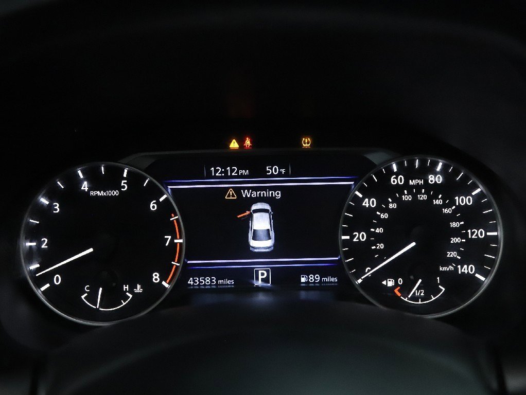 Used 2021 Nissan Altima 2.5 SV w/ SV Premium Package image 24