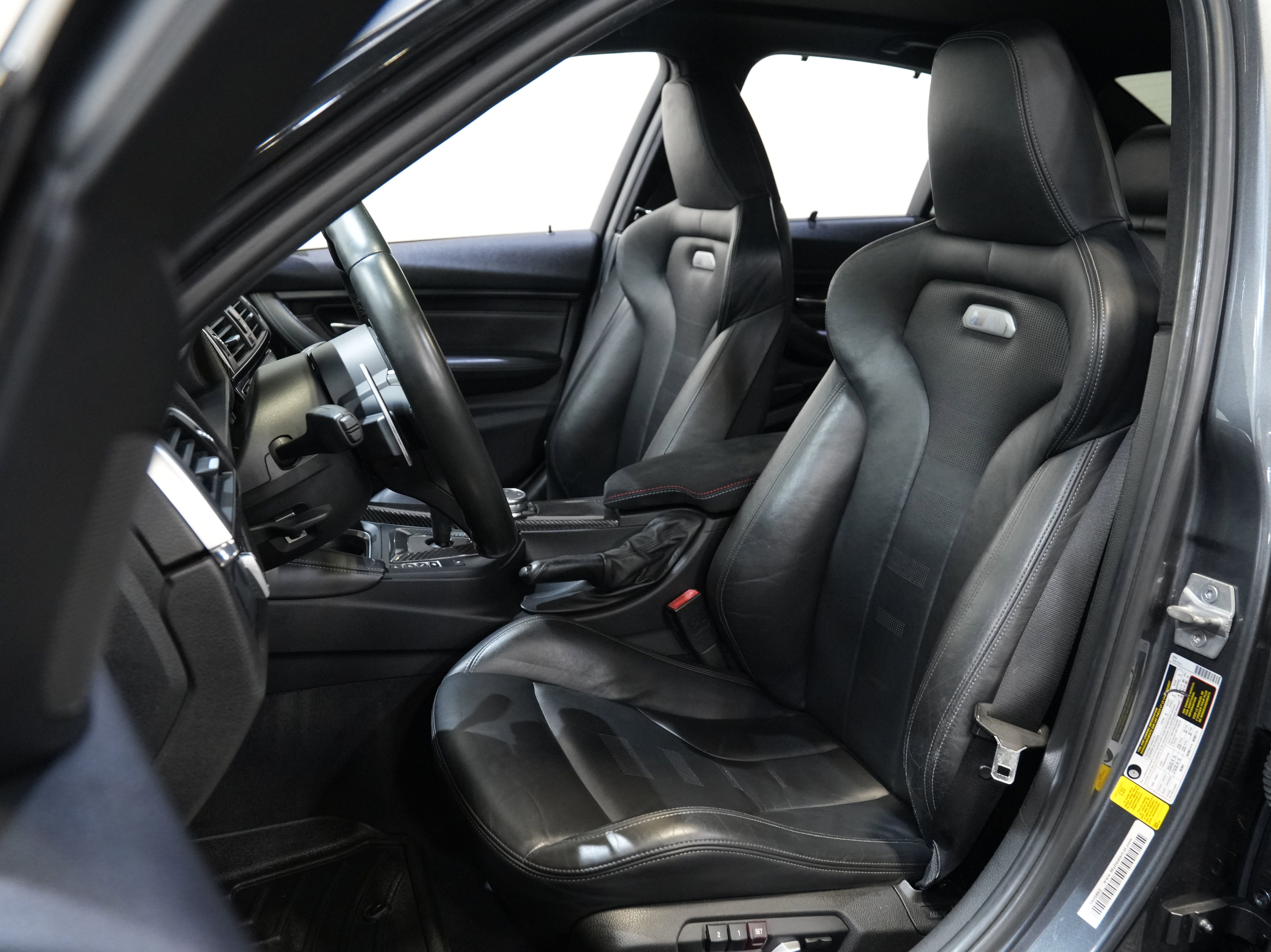Used 2016 BMW M3 image 30