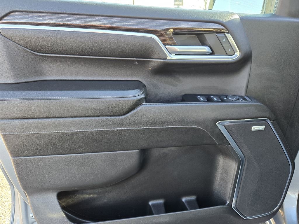 Used 2023 GMC Sierra 1500 Elevation w/ Elevation Premium Package image 19