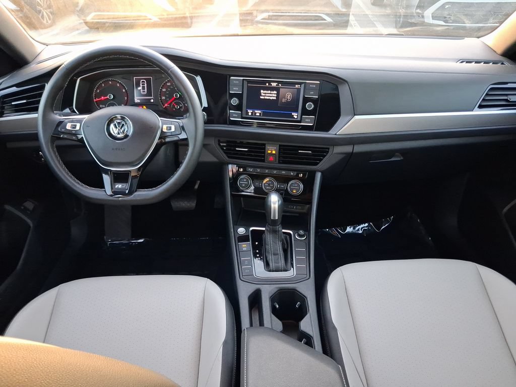 Certified 2021 Volkswagen Jetta R-Line FWD image 9