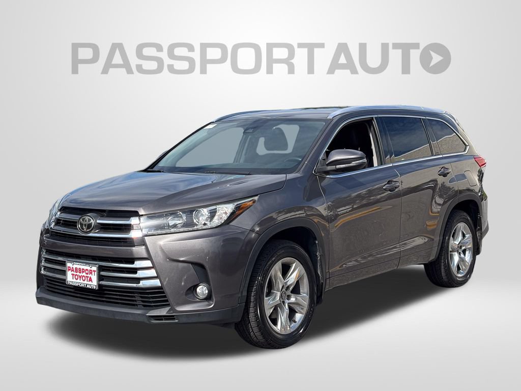 Used 2017 Toyota Highlander Limited AWD/4WD image 1