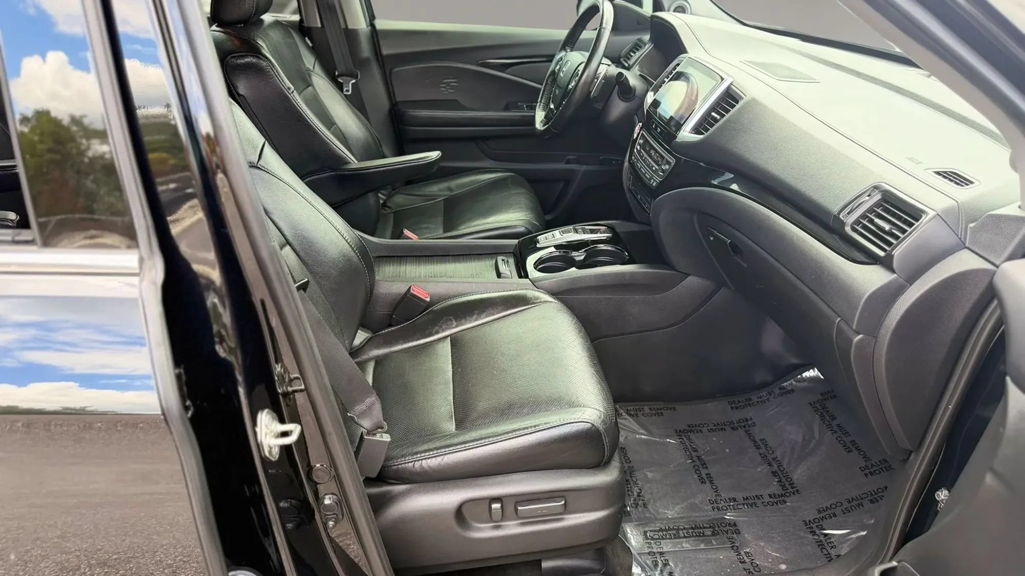 Used 2018 Honda Pilot Elite image 19