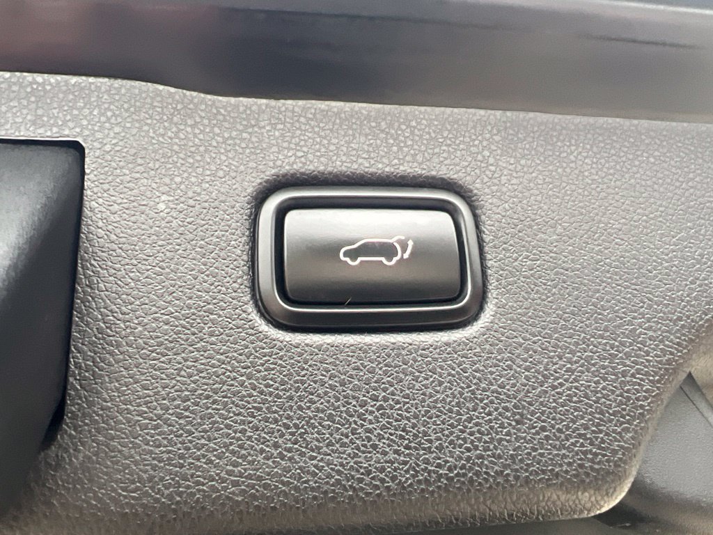 Used 2017 Kia Sorento EX w/ EX V6 Premium Package AWD/4WD image 12