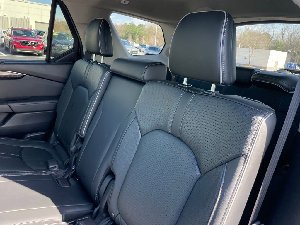 Certified 2025 Honda Pilot Elite image 44