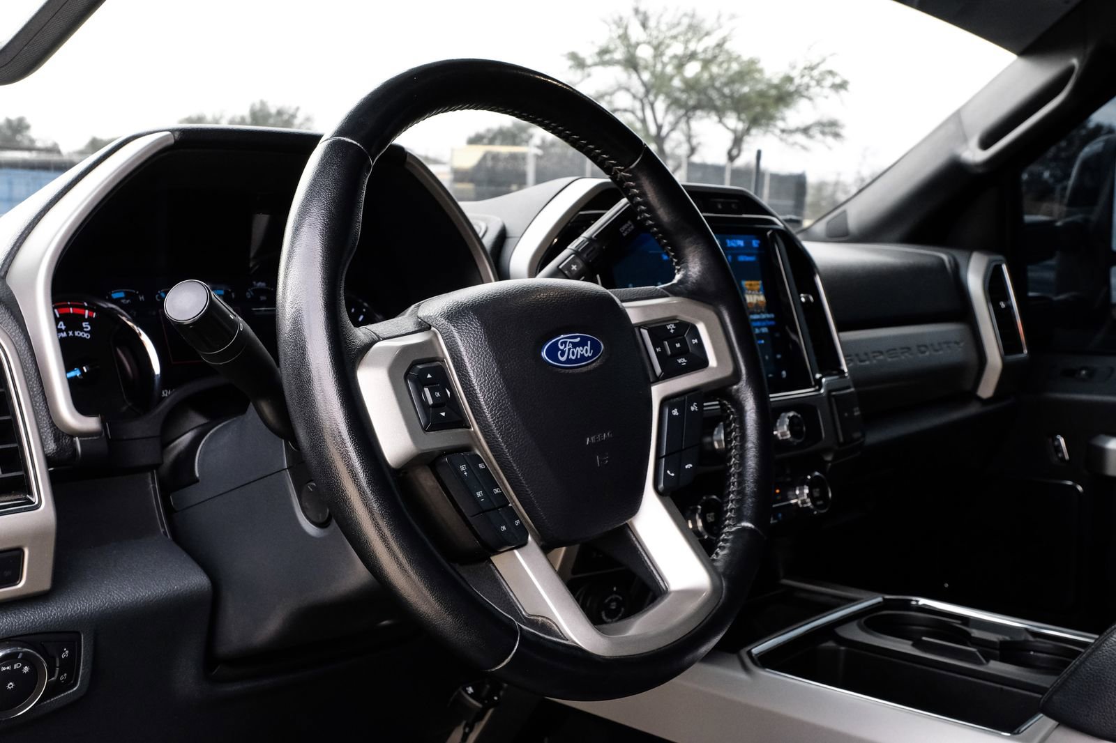 Used 2022 Ford F250 Lariat w/ Lariat Ultimate Package image 17