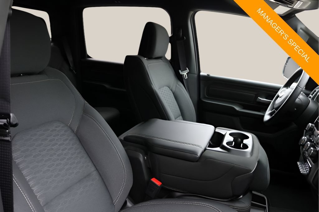 New 2026 RAM 1500 Express AWD/4WD image 20