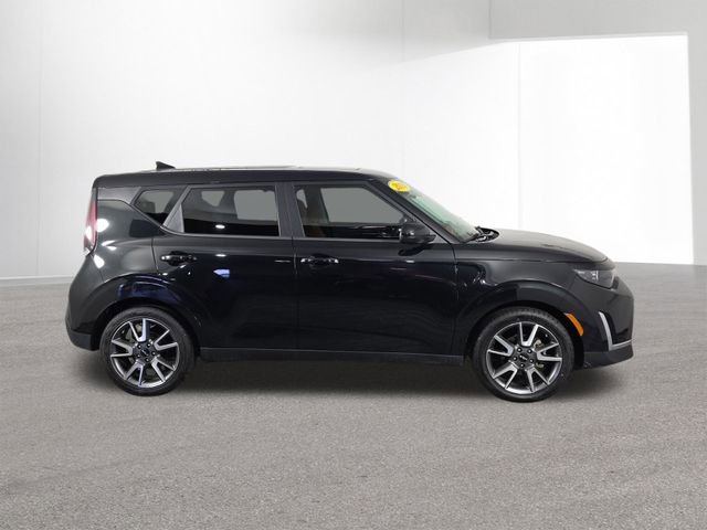 Used 2024 Kia Soul EX w/ Option Group 015 FWD image 43