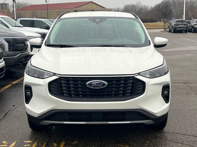 New 2026 Ford Escape SE w/ Class II Trailer Tow Package image 3